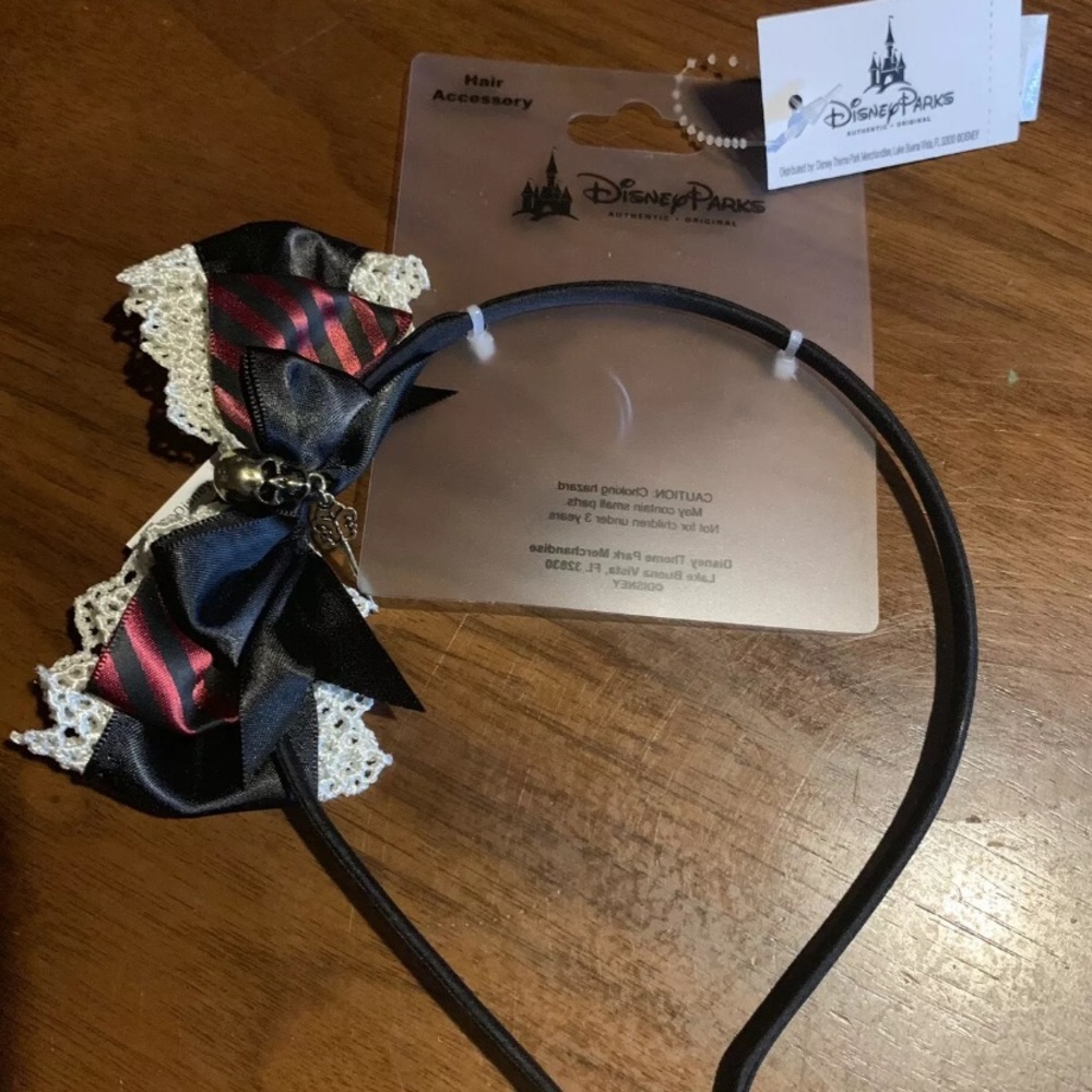 Disney Parks Pirates Of The Caribbean Headband NWT